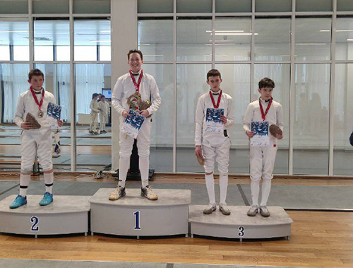 Фехтовальщик лобненской «Академии спорта» стал призером Межрегионального турнира