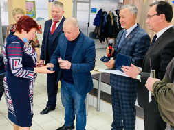 Депутаты поздравили ветеранов и представителей общественных организаций с 23 февраля