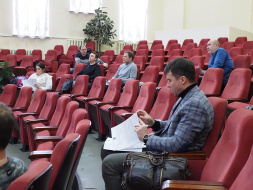 Автомобиль «ГАЗель Hext» и три трактора передадут городу