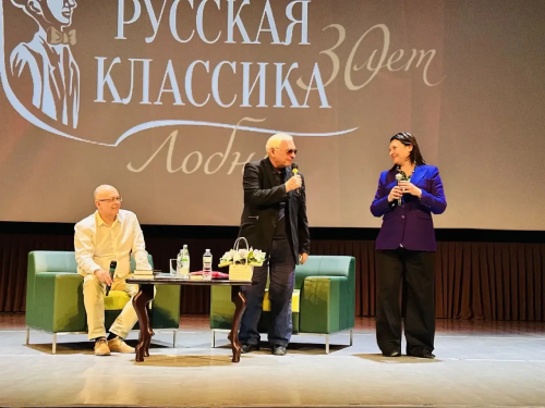 В Лобне прошла творческая встреча с режиссером Кареном Шахназаровым