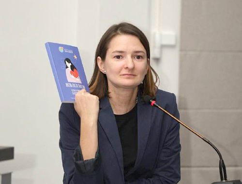 В Лобне выступила врач-онколог, пережившая трансплантацию костного мозга