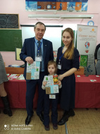 В Лобне стартовал общегородской проект  депутата Анатолия Мерзликина «Огород на подоконнике -2021»