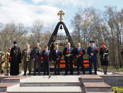 Вечный огонь зажгли!