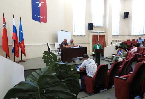 Депутаты обсудили предложенные изменения в бюджет