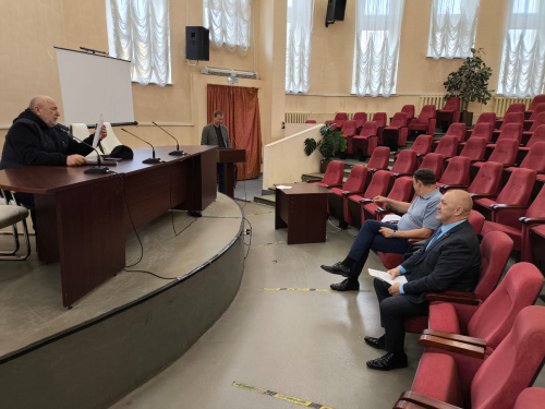 Для проведения дорожных работ