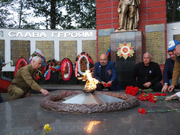 «Помните, какою ценой завоевано счастье…»