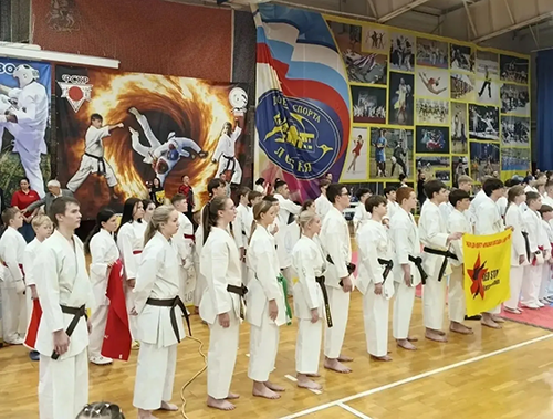 В Лобне прошел чемпионат ЦФО по всестилевому каратэ