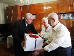65-летие совместной жизни отметили  супруги Волковы