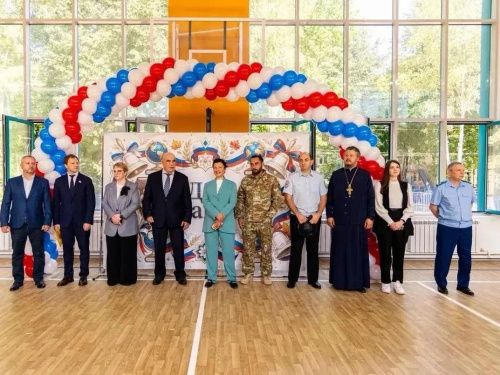 В обновленной школе №3 Лобни прозвенел первый звонок