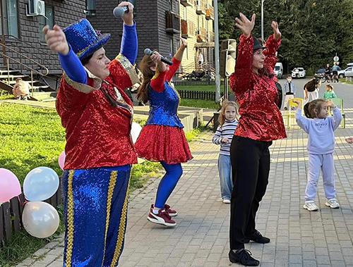 В микрорайоне Южный Лобни стартовали праздничные мероприятия ко Дню города