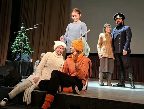 «Ленинградский Щелкунчик и Крысиный король»: в Лобне прошла премьера спектакля